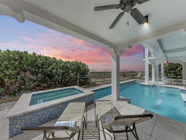Anna Maria Island Beachfront Condo Rental - Luxury 4-Bedroom Gulf-View Vacation Condo with Pool and Spa